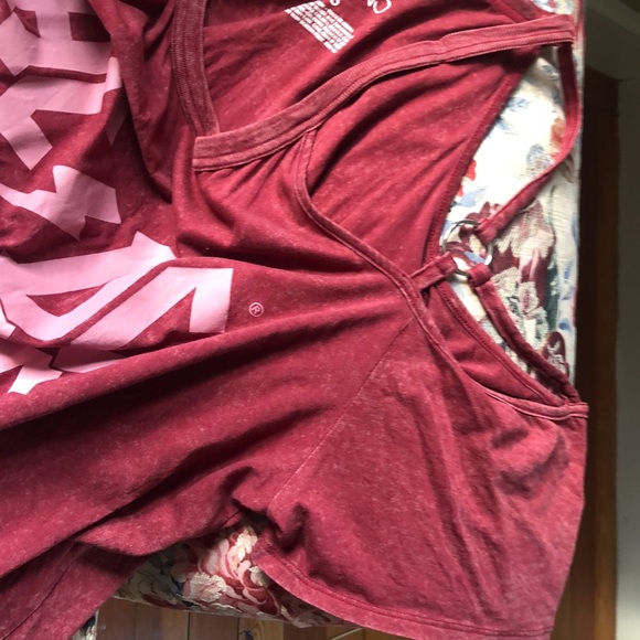 AC/DC ⚡️Torrid Vinyl Icon Tee size 3 - Picture 3 of 3